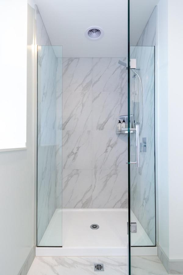 Appartamento Upper Riccarton Dream - 2 Bed 2 Bath W/Carpark Christchurch Esterno foto