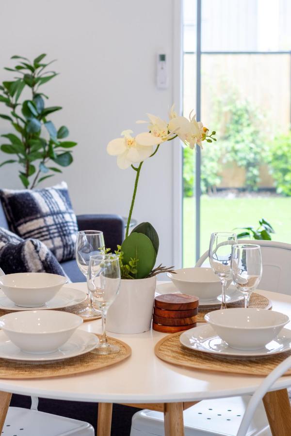 Appartamento Upper Riccarton Dream - 2 Bed 2 Bath W/Carpark Christchurch Esterno foto